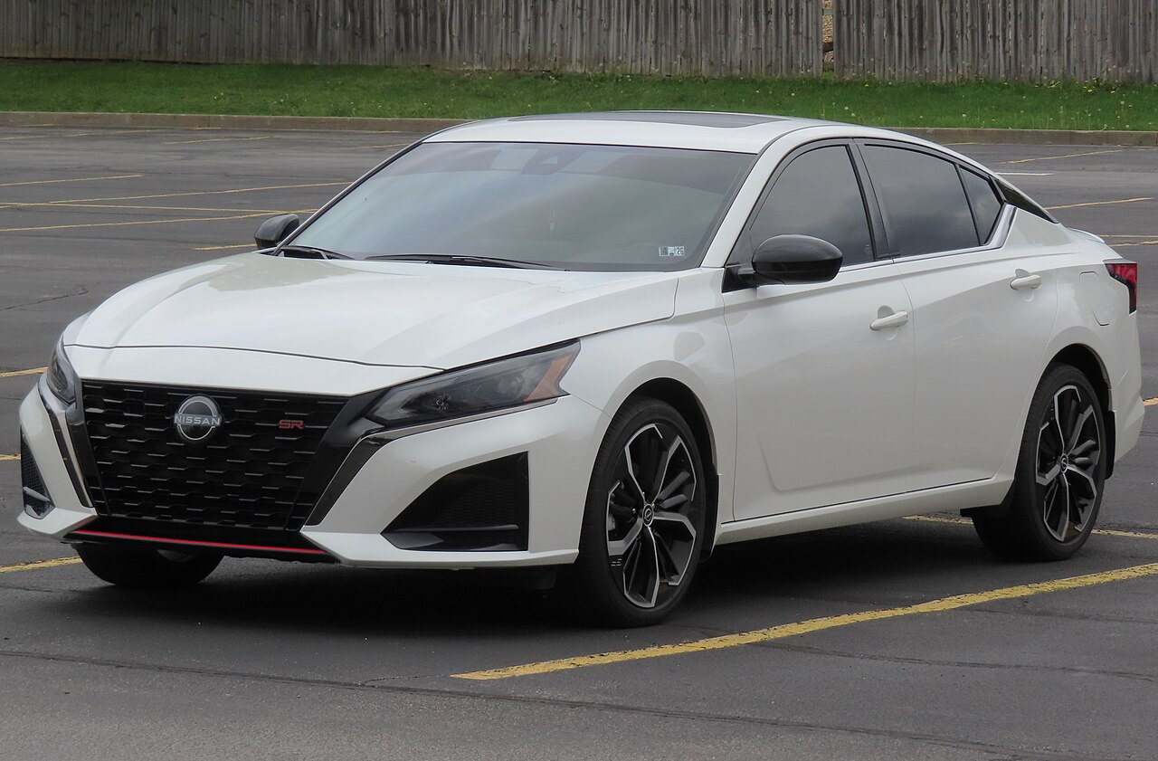 Nissan Altima reference photograph